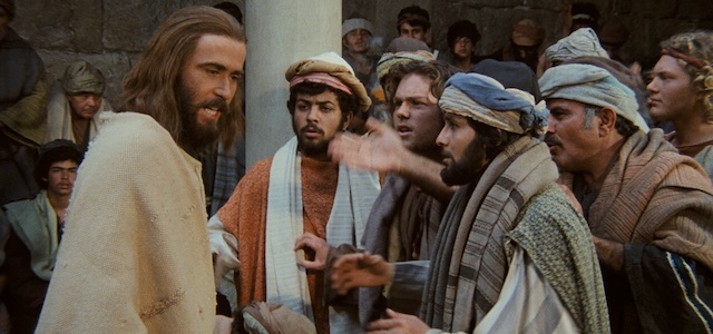 Jesus Proclaims Fulfillment of the Scriptures | Jesus Film Project